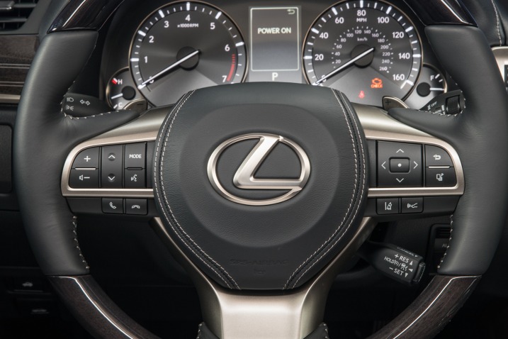 Новый Лексус GS 350 2016 2015 комплектации и цены с фото