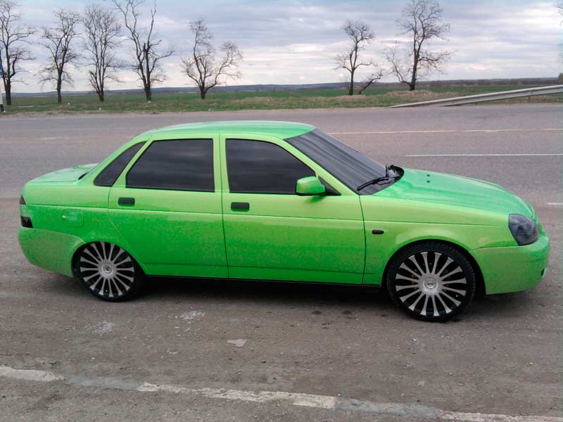 производитель автомобилей